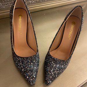 Allover Glitter Decor Stiletto Court Pumps